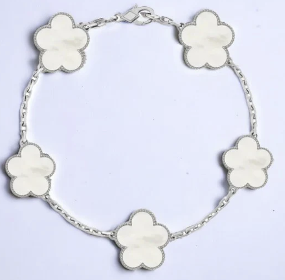 CloveLux™ Clover Bracelet