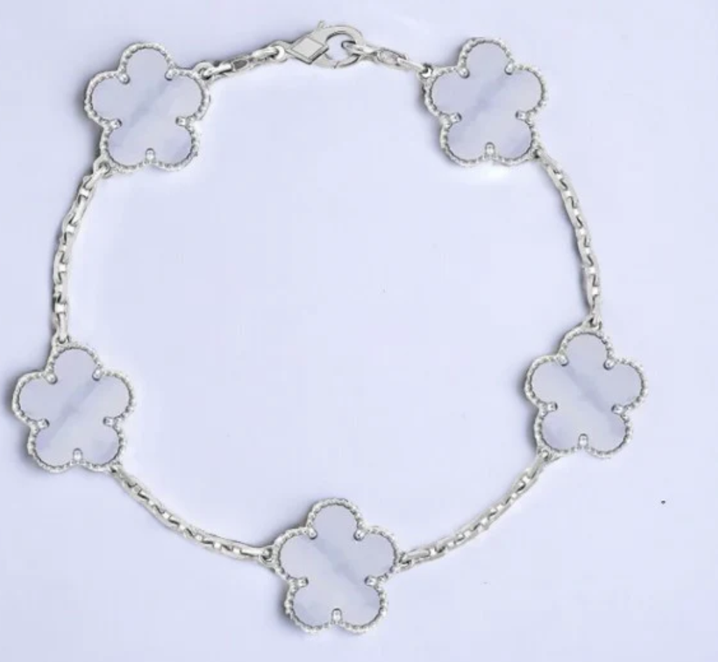 CloveLux™ Clover Bracelet